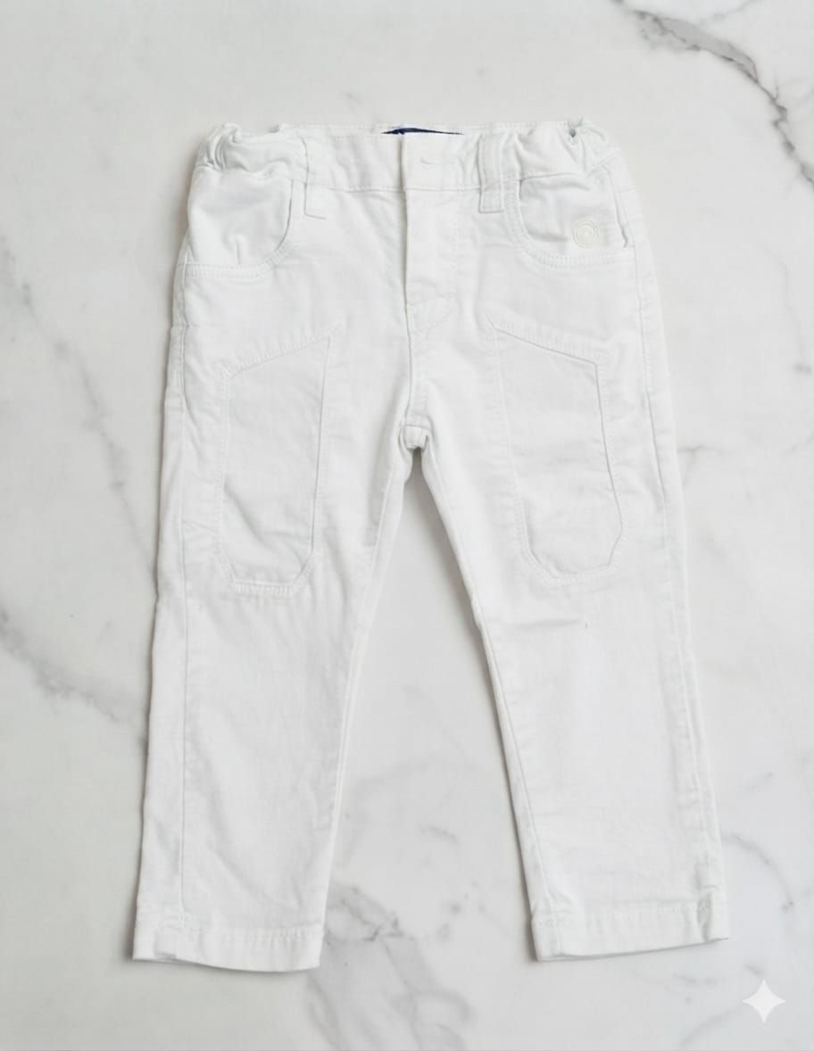 Pantalone Bianco Chino con Patch Logo — Jeckerson